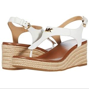 Michael Kors White Laney Thong Sandal with Box NWOT Size 7